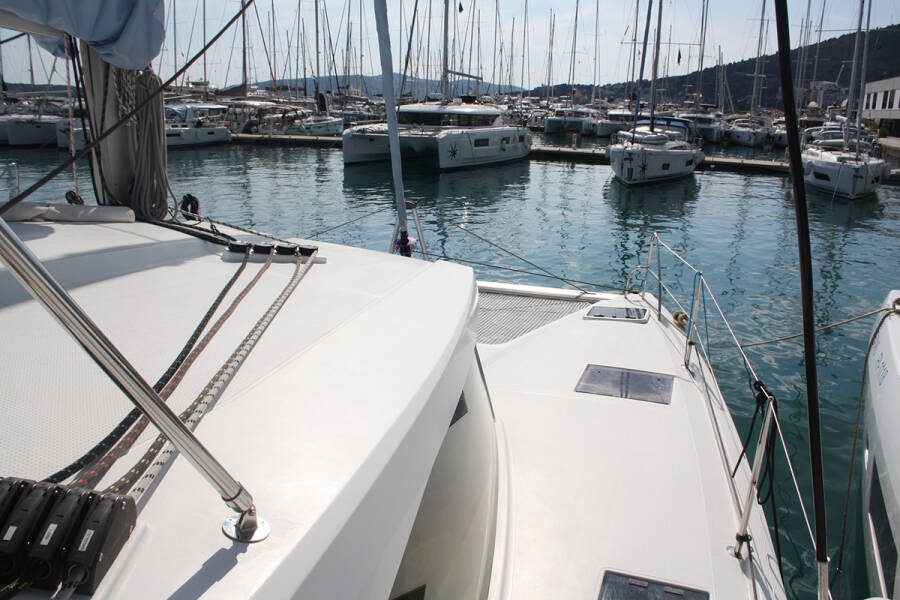 Fountaine Pajot Lucia 40 Shanti