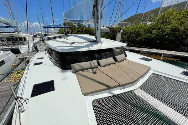 Fountaine Pajot Lucia 40 • Admira