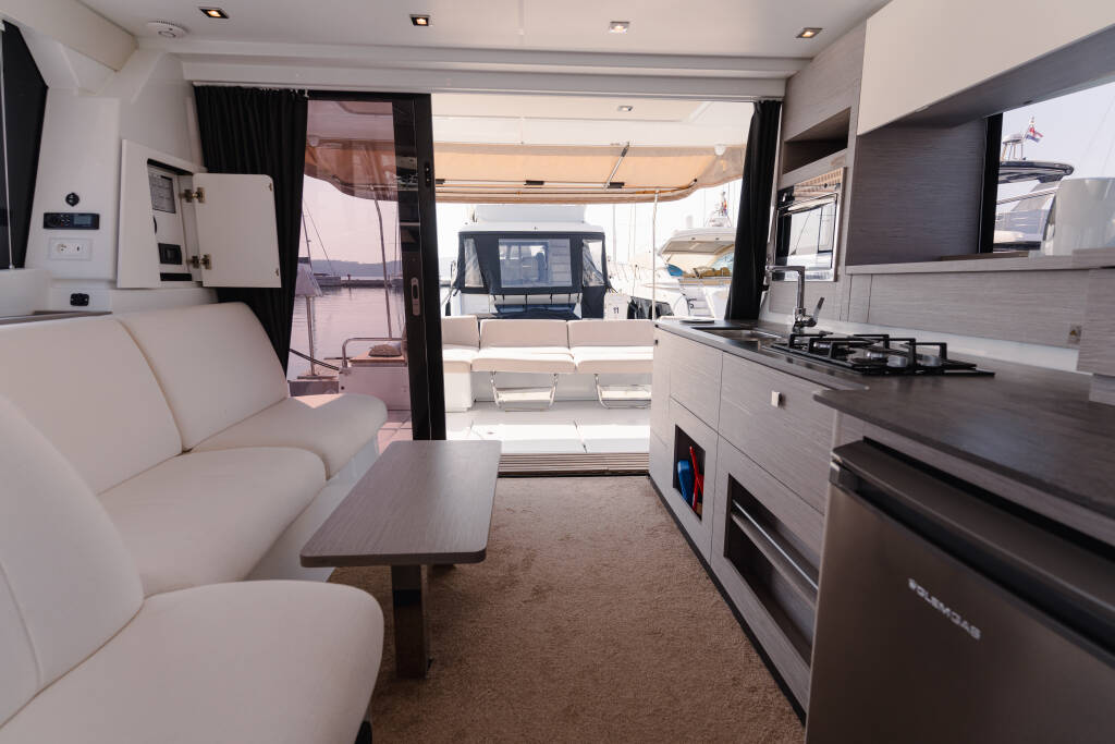 Fountaine Pajot MY4.S DANA