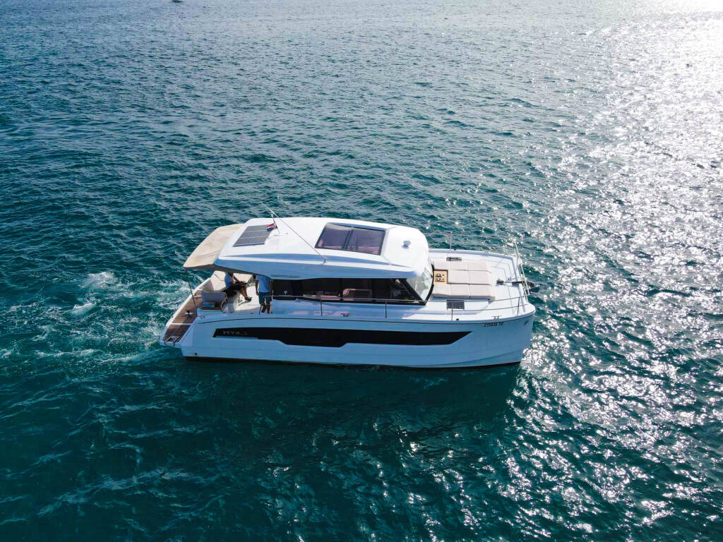 Fountaine Pajot MY4.S • DANA