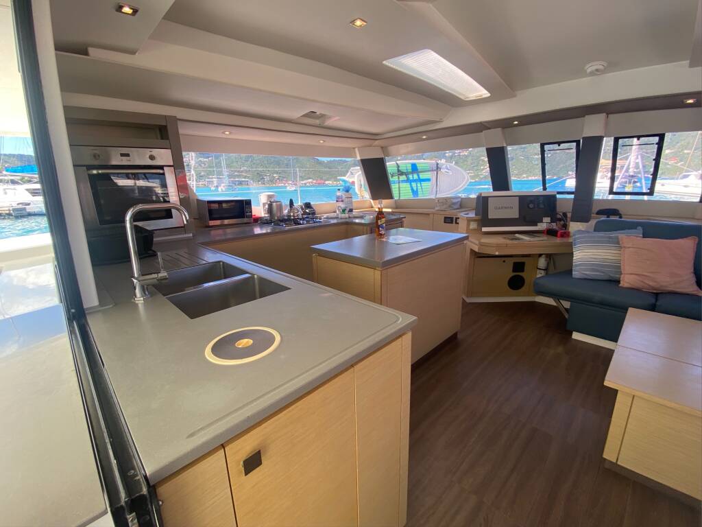 Fountaine Pajot Saba 50 Canis Majoris