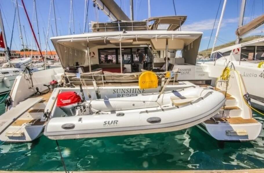 Fountaine Pajot Saba 50 • Sunshine Reggae