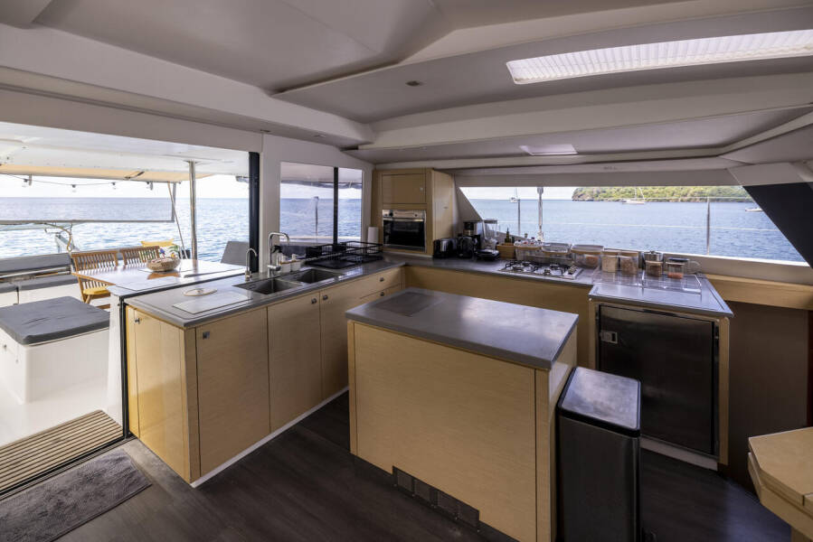 Fountaine Pajot Saba 50 Purpose