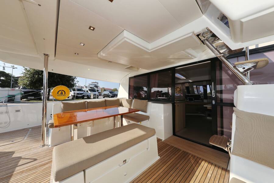 Fountaine Pajot Saba 50 Poco Loco