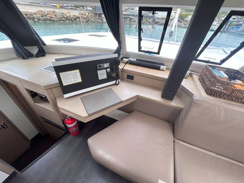 Fountaine Pajot Saona 47 PURRFECT_DB 