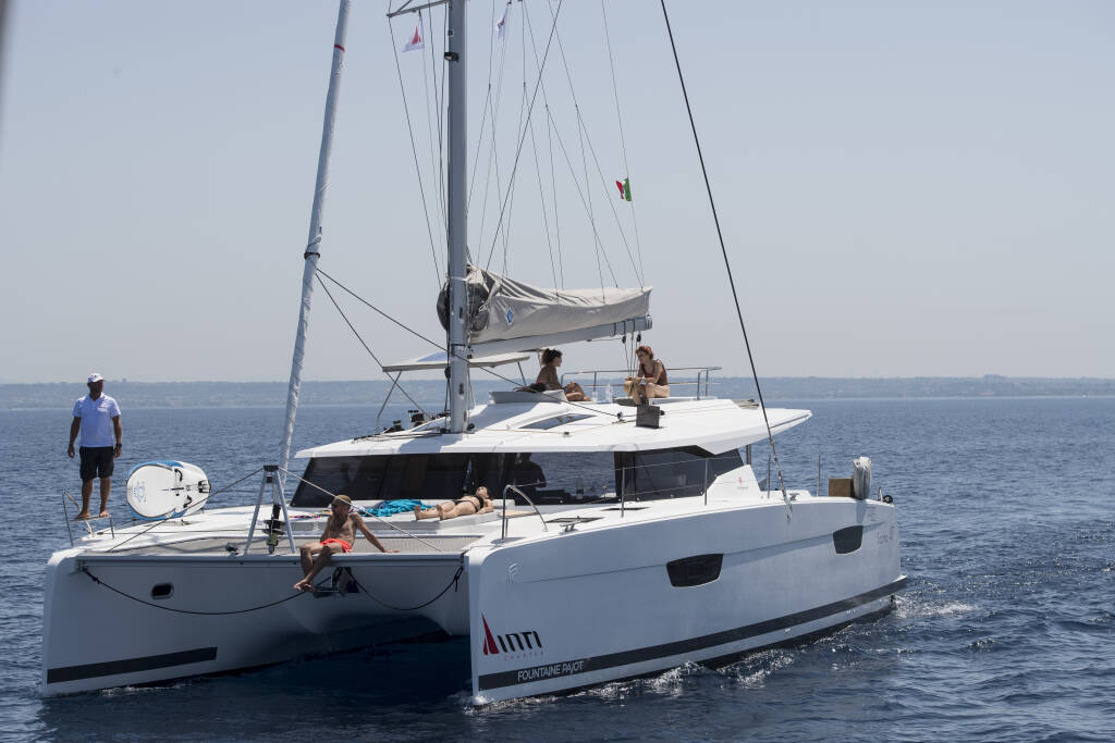 Fountaine Pajot Saona 47  Saona 