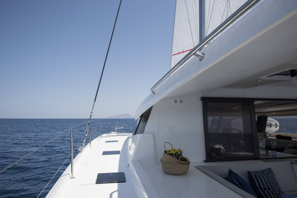 Fountaine Pajot Saona 47  Saona 