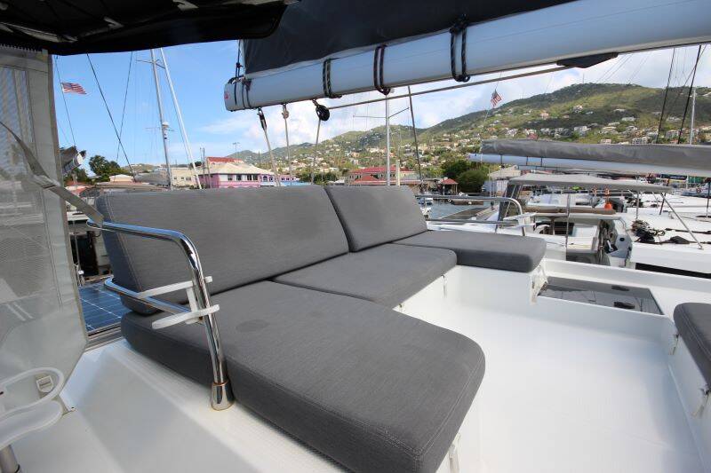 Fountaine Pajot Saona 47 La Belle Vie