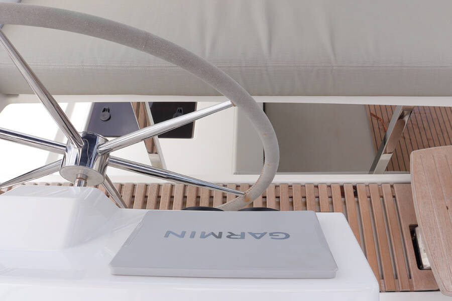 Fountaine Pajot Tanna 47 No Shoes_X