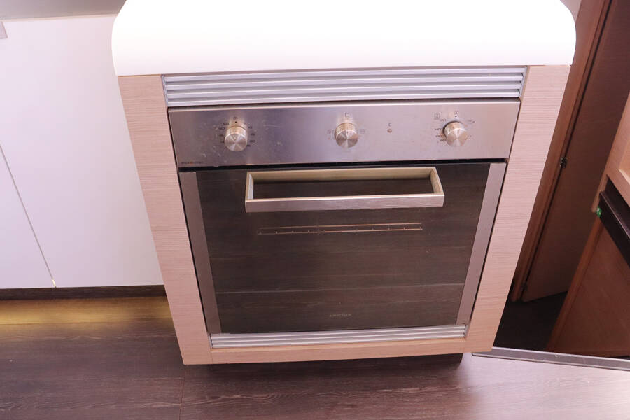 Fountaine Pajot Tanna 47 No Shoes_X