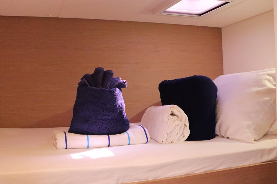 Fountaine Pajot Tanna 47 No Shoes_X