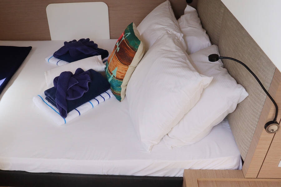 Fountaine Pajot Tanna 47 No Shoes_X