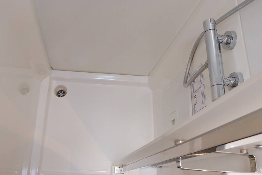 Fountaine Pajot Tanna 47 No Shoes_X