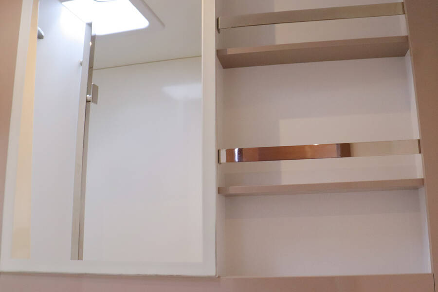 Fountaine Pajot Tanna 47 No Shoes_X