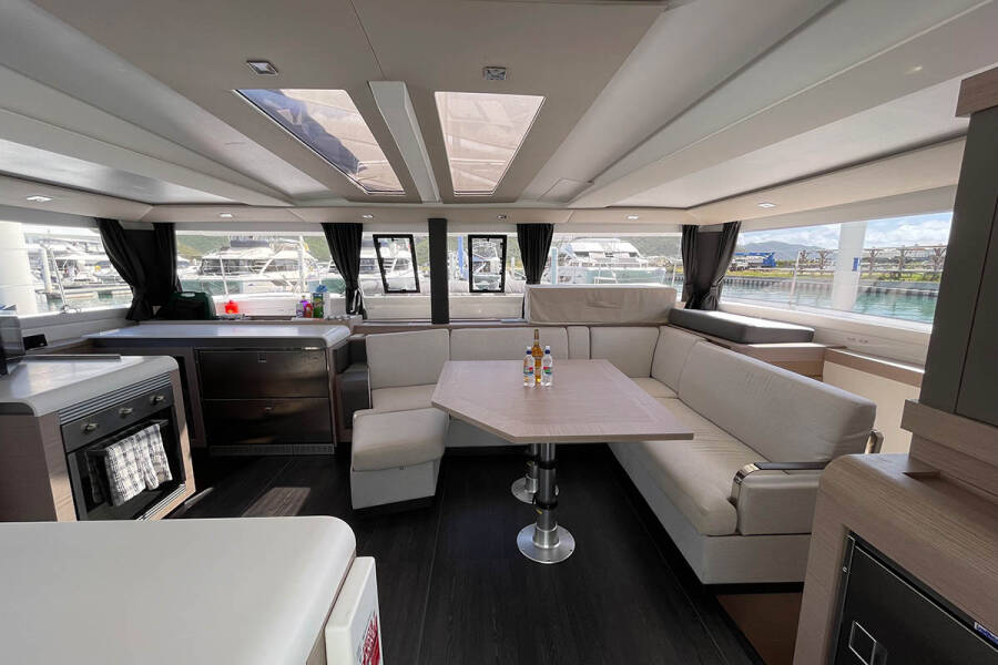 Fountaine Pajot Tanna 47 Knotty Cat (Forever Young)