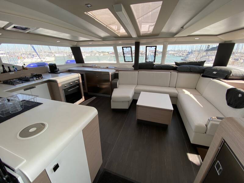 Fountaine Pajot Tanna 47 Analau