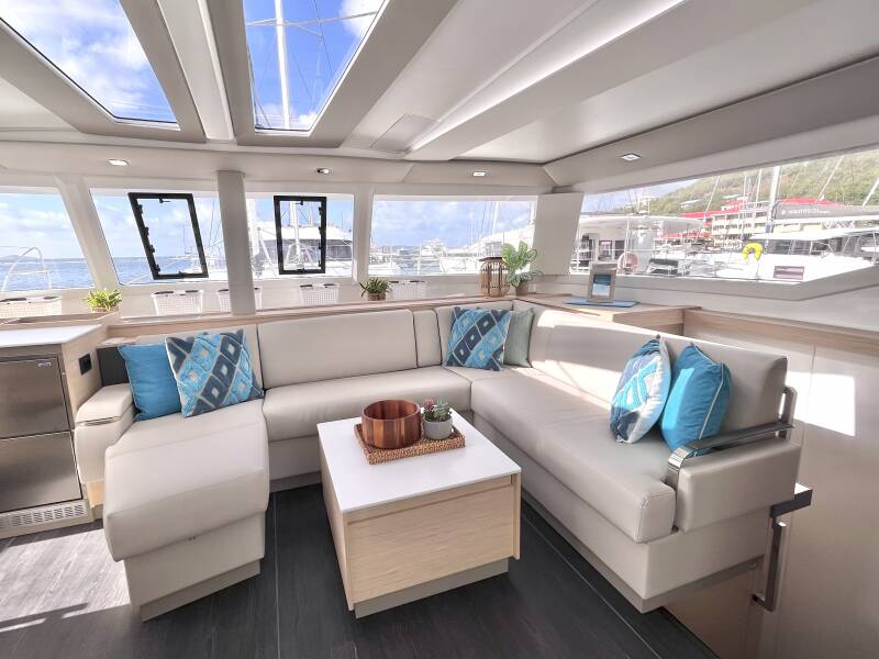Fountaine Pajot Tanna 47 Blue Vibes