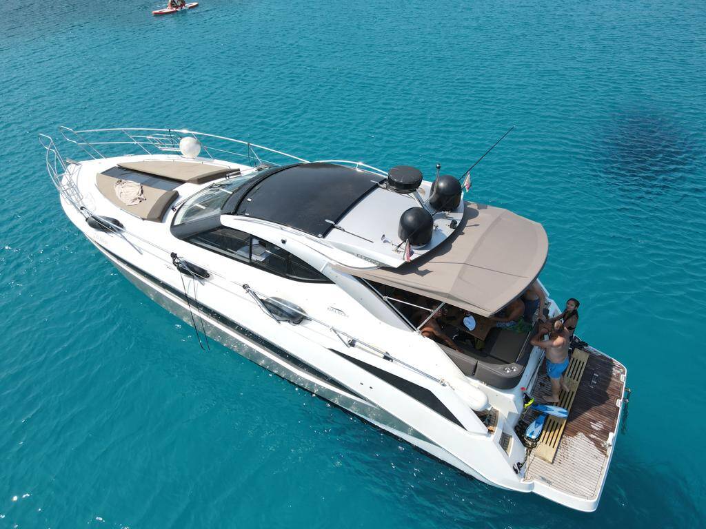 Galeon 385 HTS Manoli