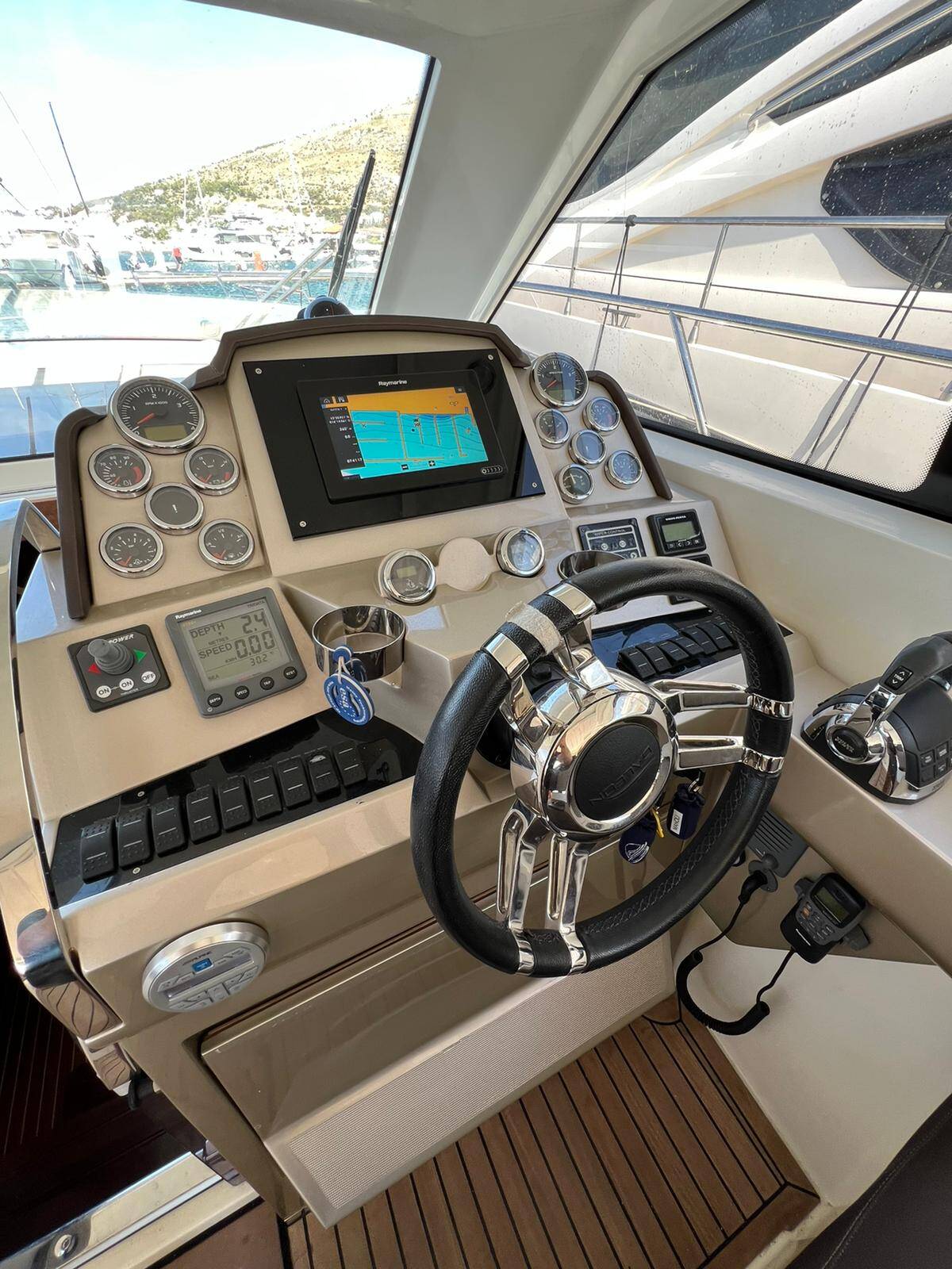 Galeon 385 HTS Manoli
