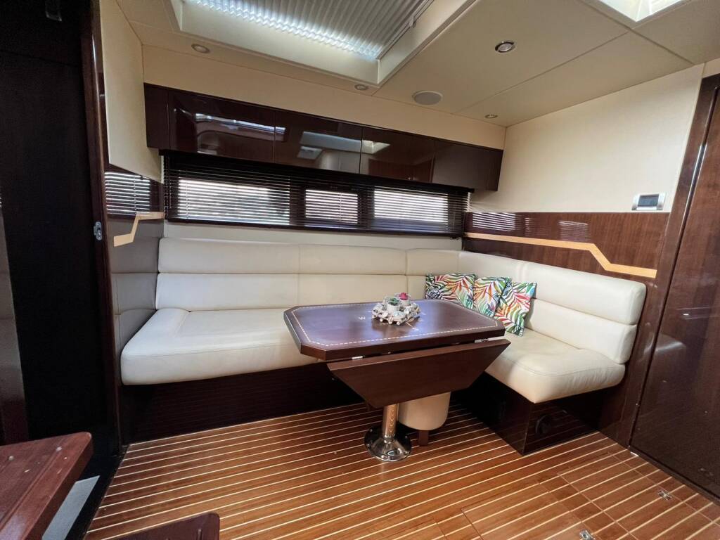 Galeon 385 HTS Manoli