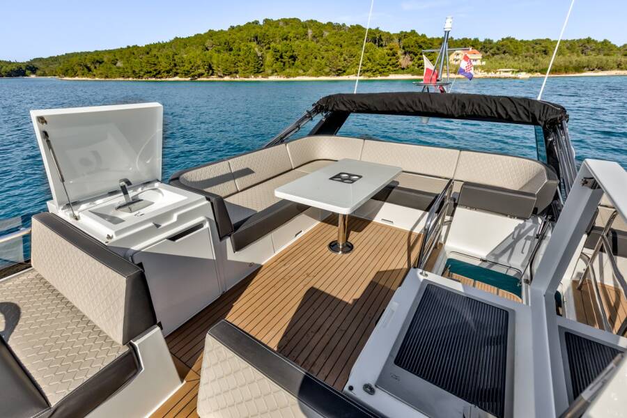 Galeon 420 Amber Blue