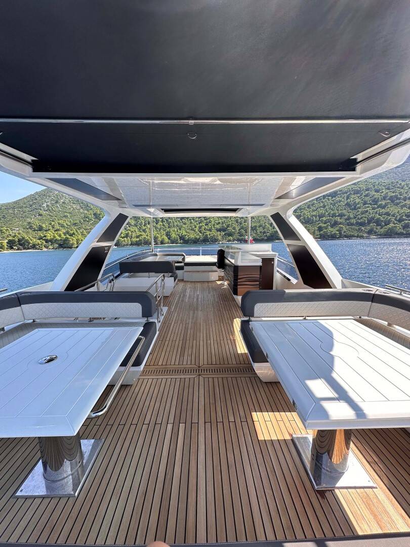 Galeon 680 Fly PARADISE