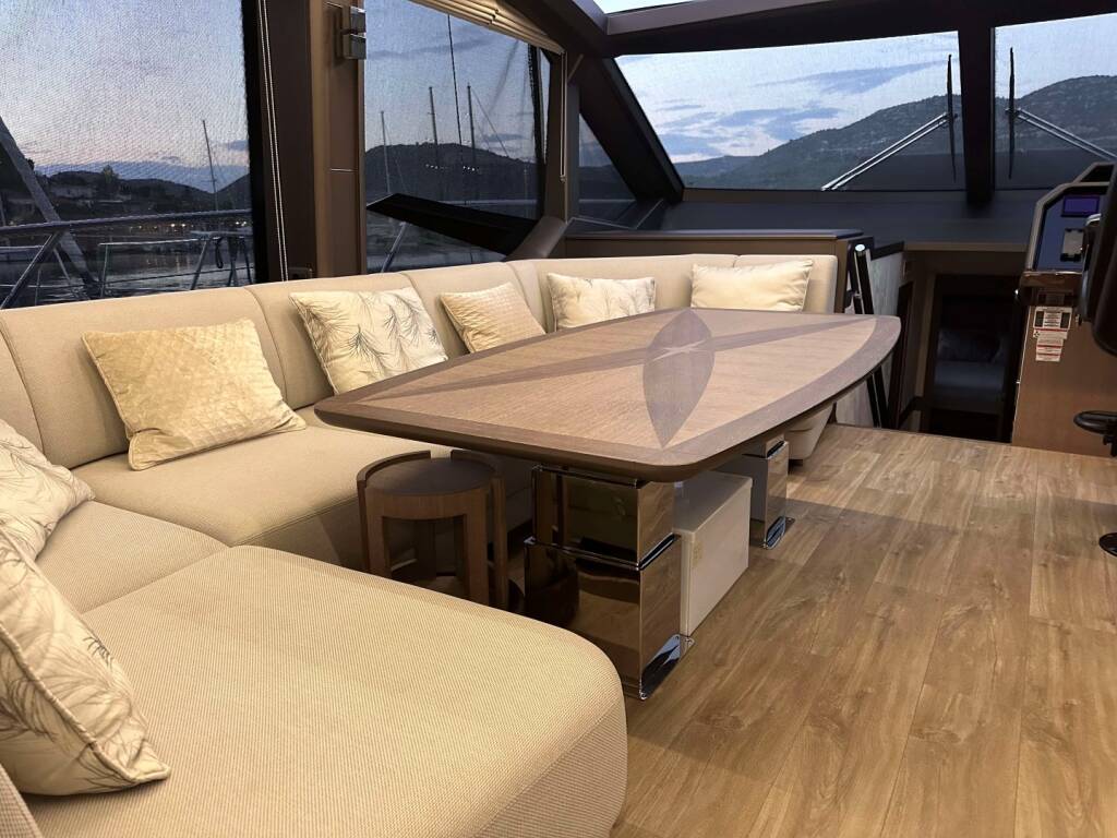 Galeon 680 Fly PARADISE