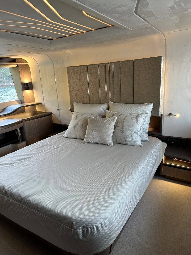 Galeon 680 Fly PARADISE