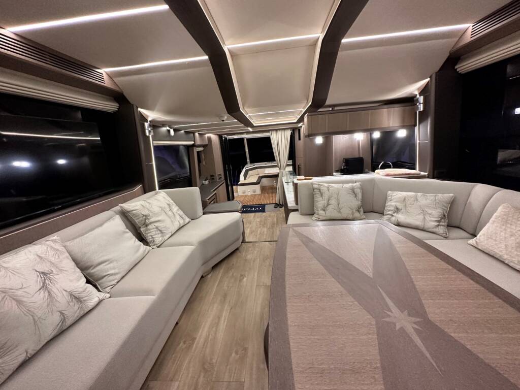 Galeon 680 Fly PARADISE