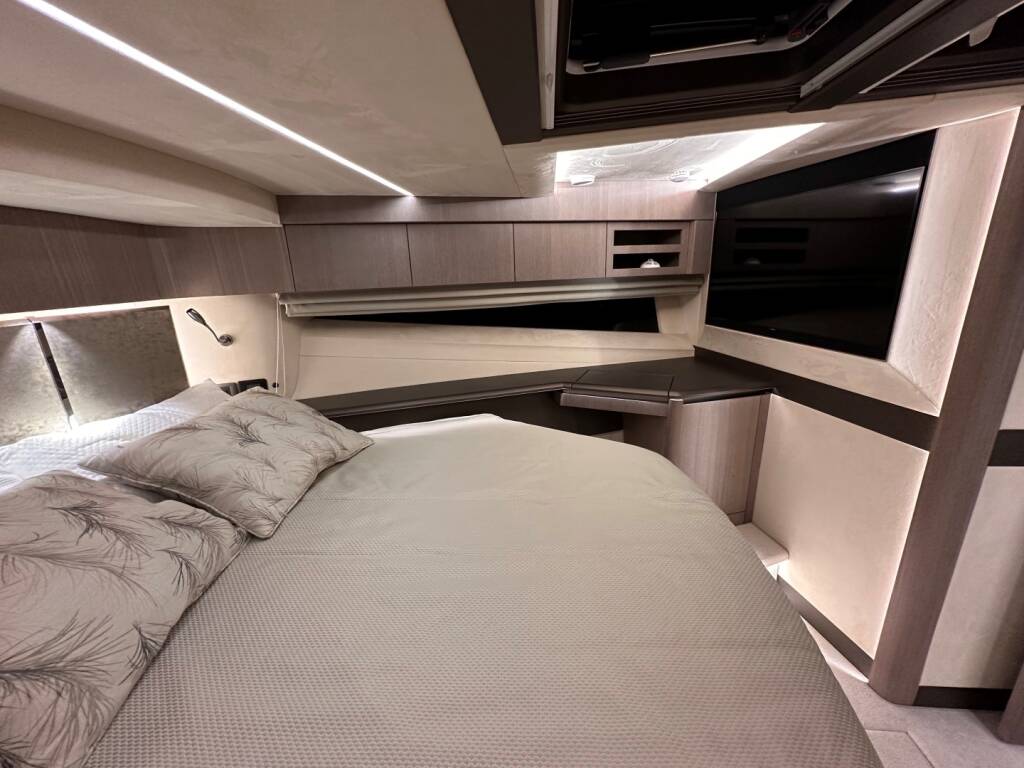 Galeon 680 Fly PARADISE