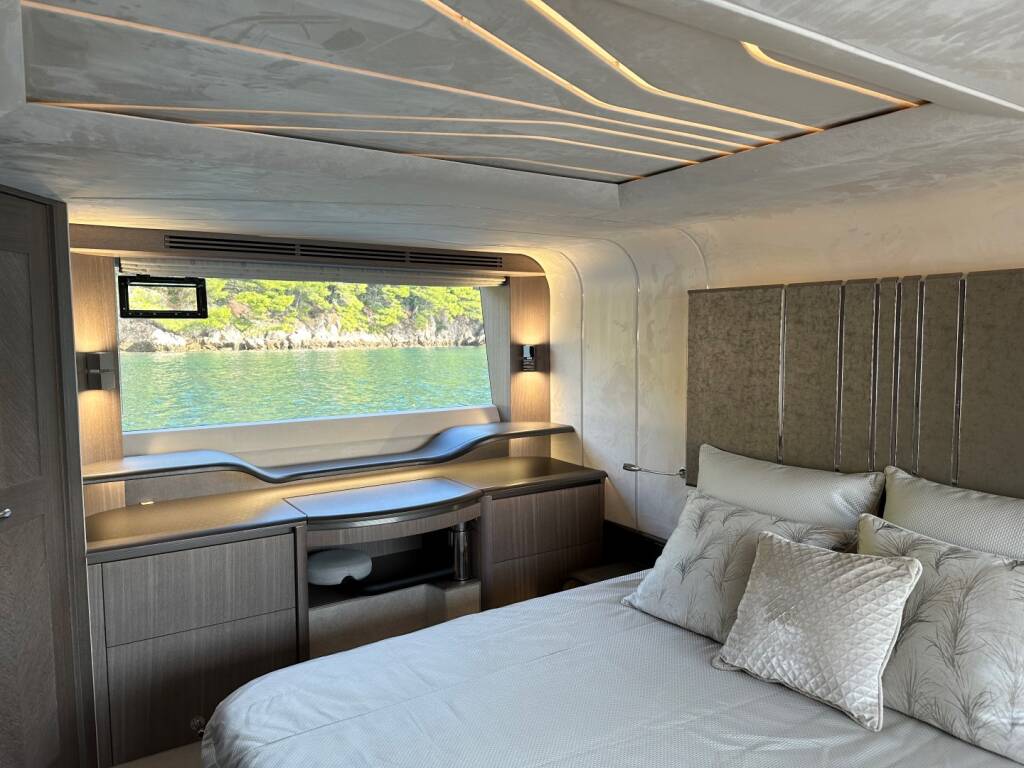 Galeon 680 Fly PARADISE