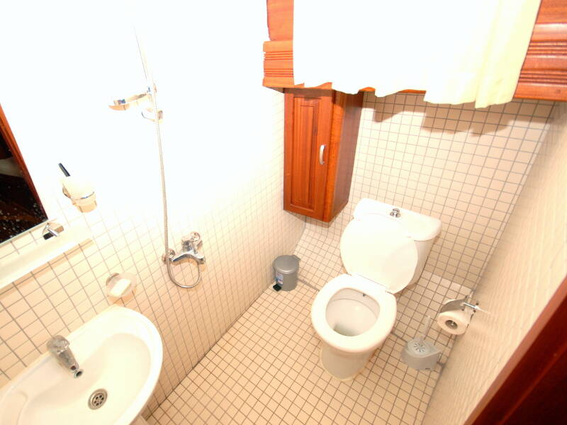 Gulet Be Happy Be Happy