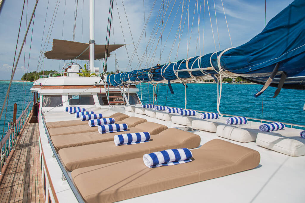 Gulet Akoya Pearl