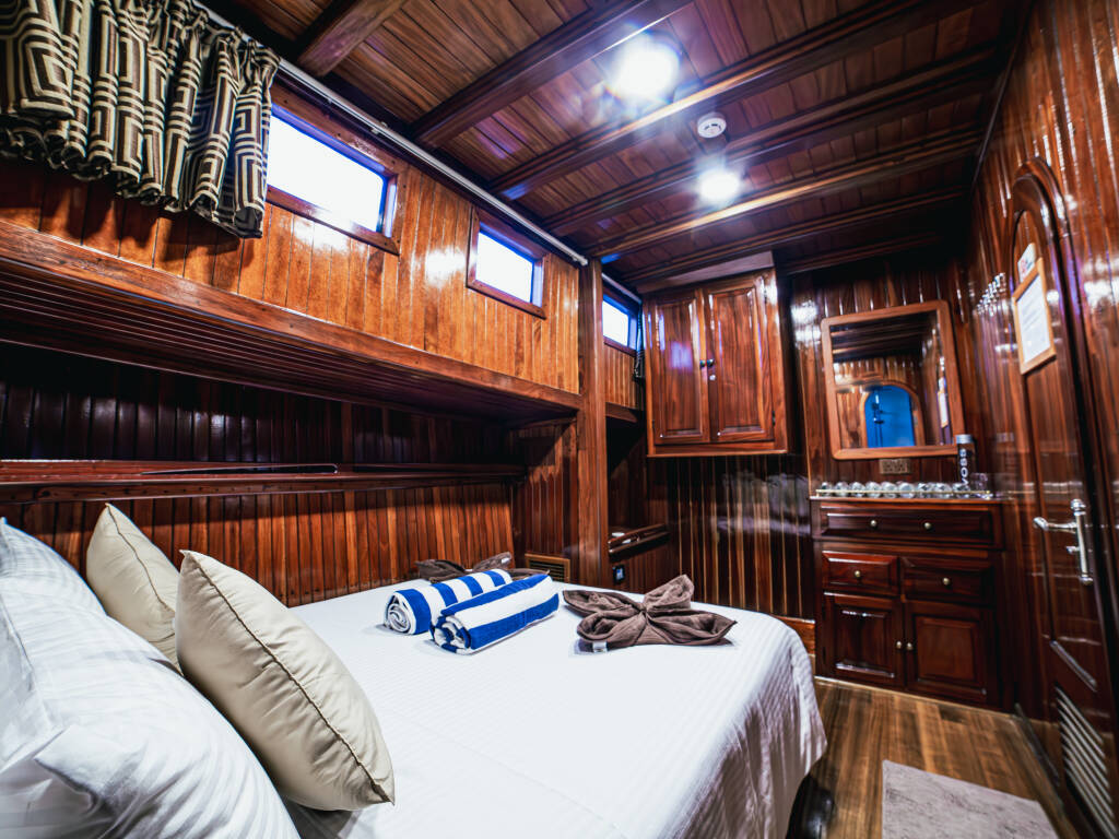 Gulet Akoya Pearl