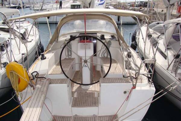Hanse 325 Selini