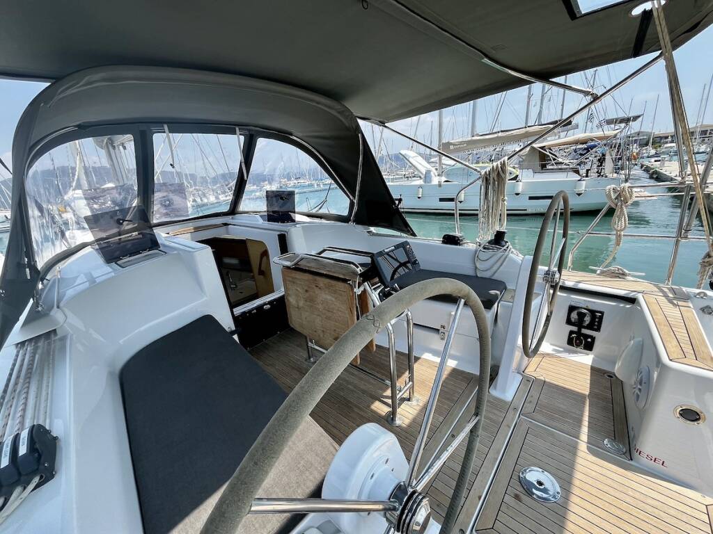 Hanse 348 Why Not 19