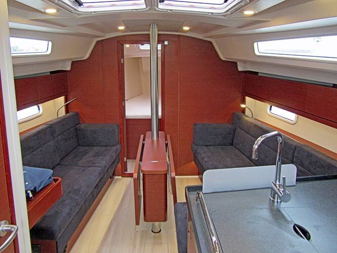 Hanse 348 no name