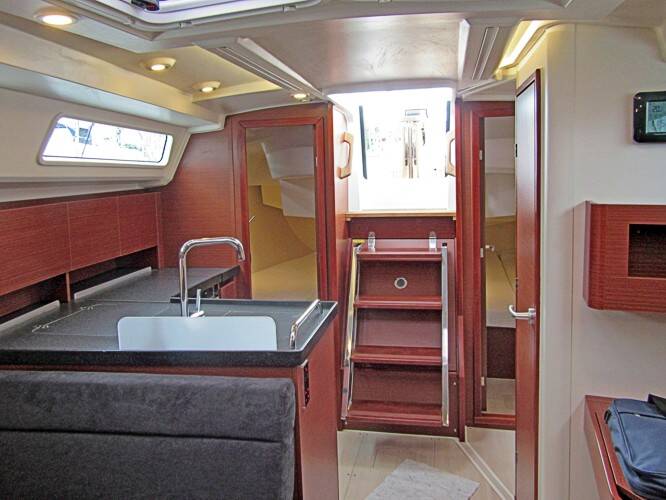 Hanse 348 no name