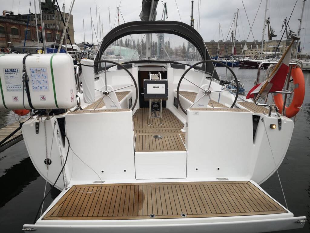 Hanse 348 First Wind