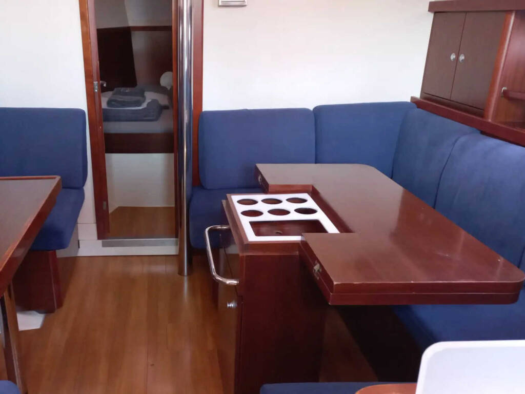 Hanse 375 Baba Yaga