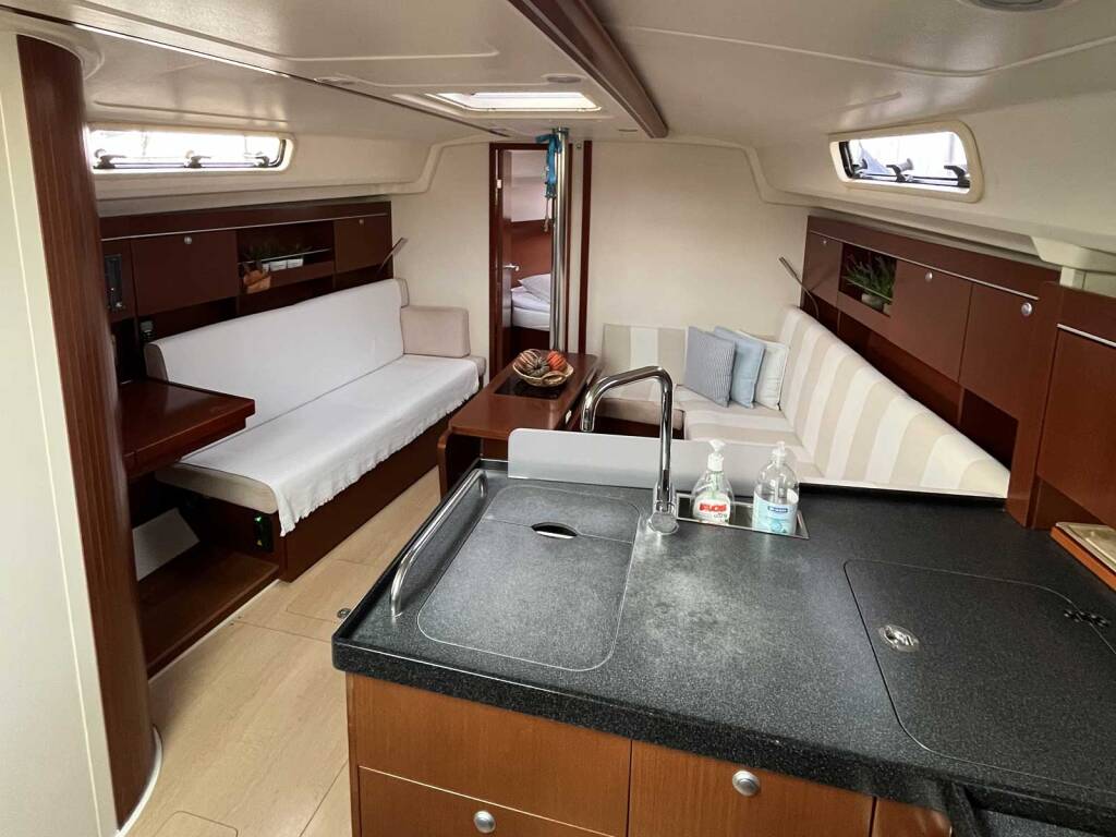 Hanse 385 Alkyoni