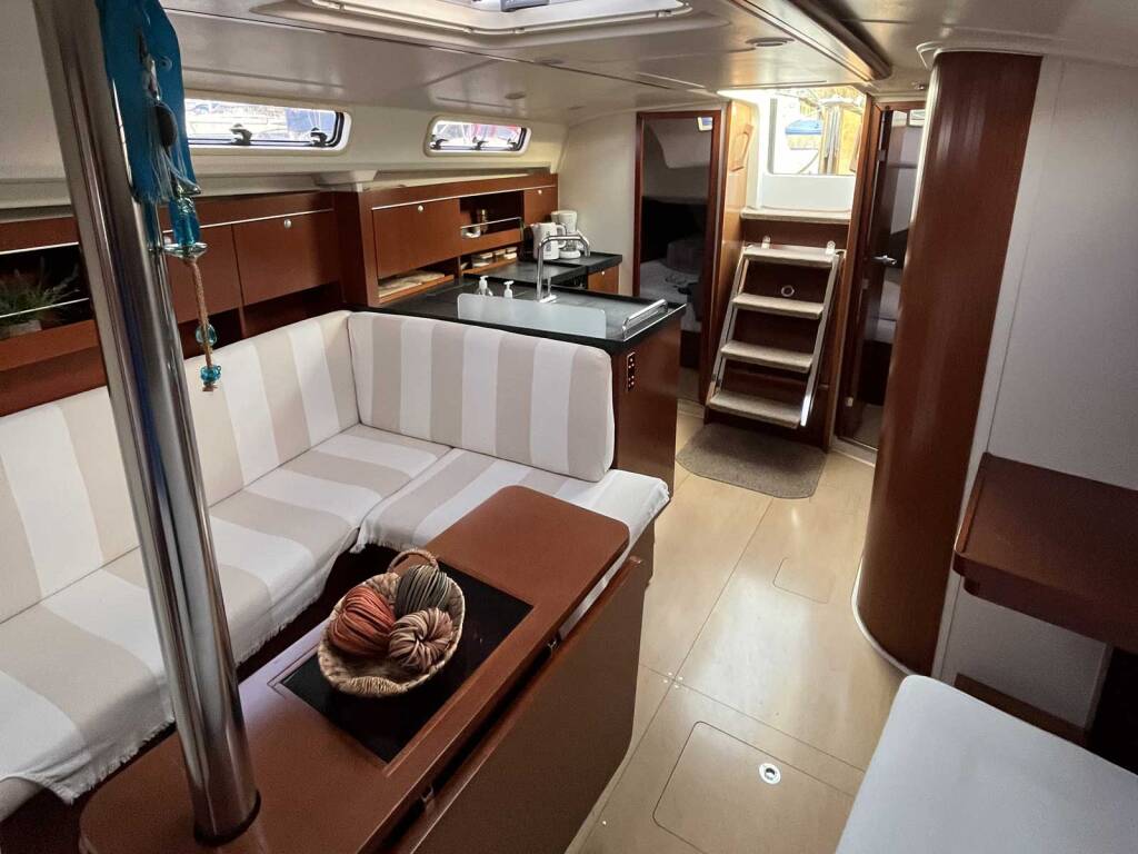 Hanse 385 Alkyoni