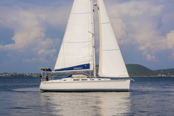 Hanse 400 • Aeolus