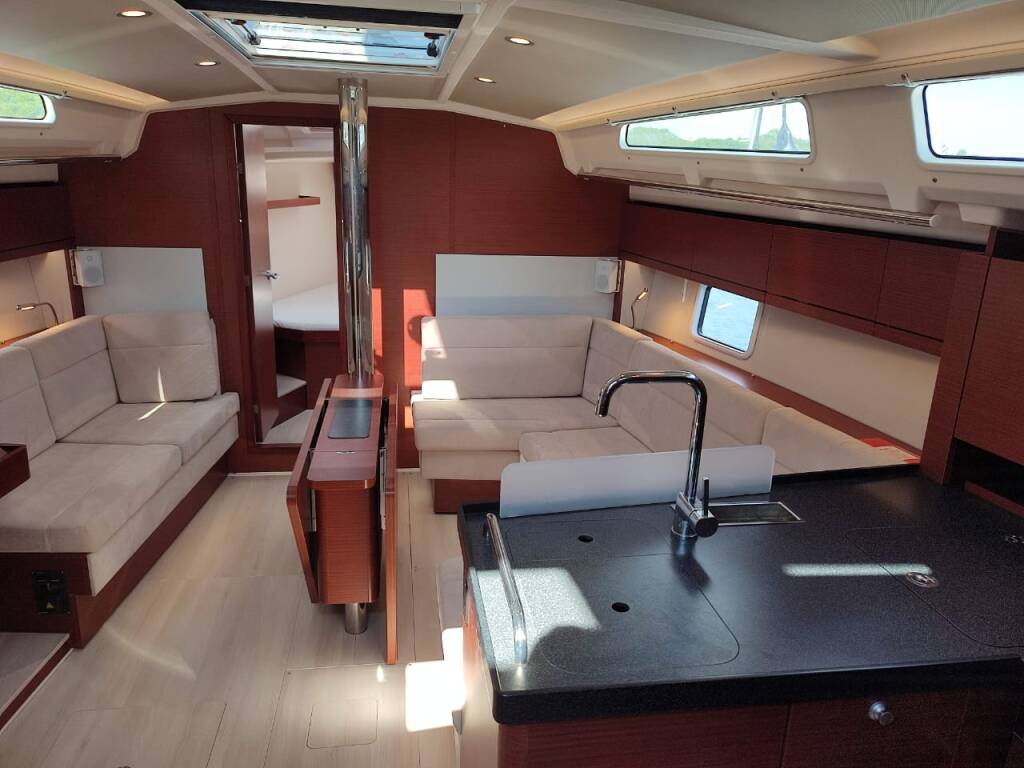 Hanse 418 Alexa