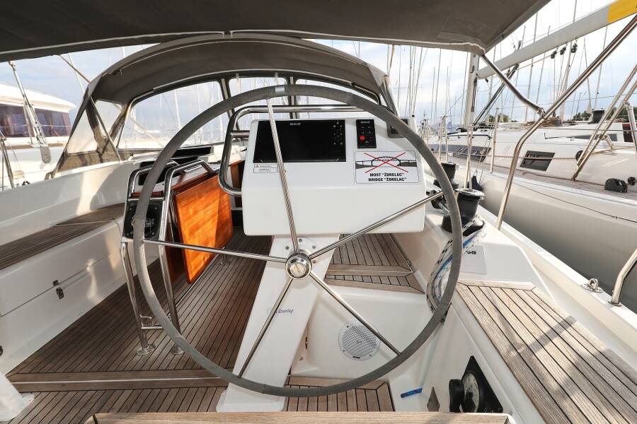 Hanse 455 