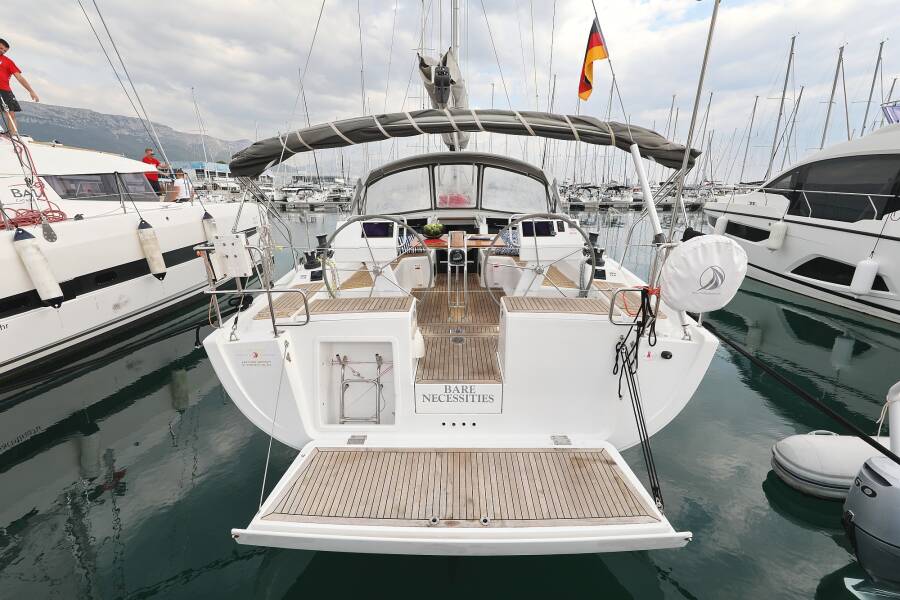 Hanse 455 Bare Necessities