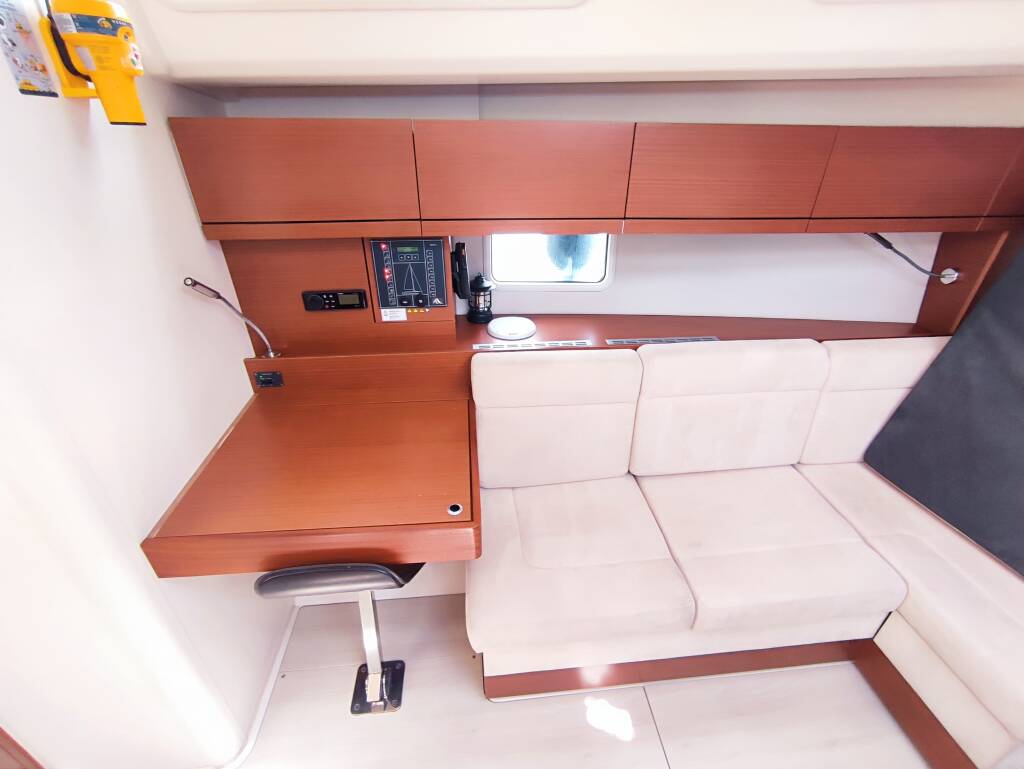 Hanse 458 Astrea