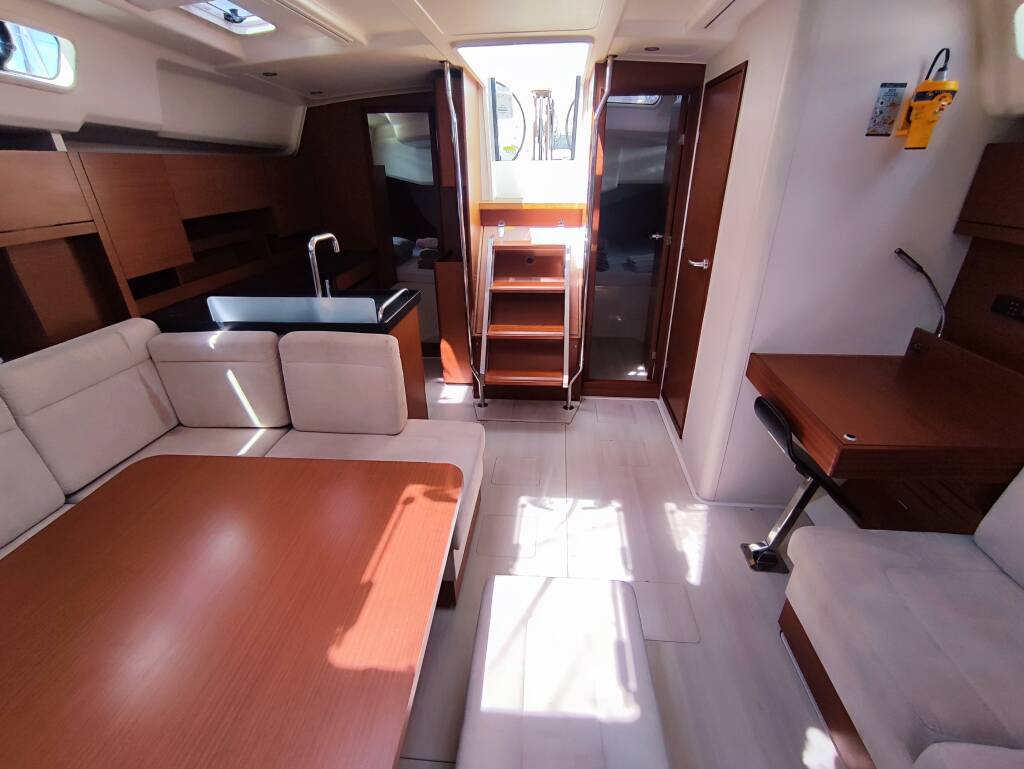 Hanse 458 Astrea