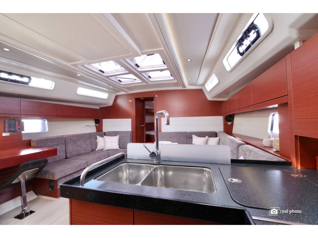 Hanse 458 Bea - Water maker, Solar Panel
