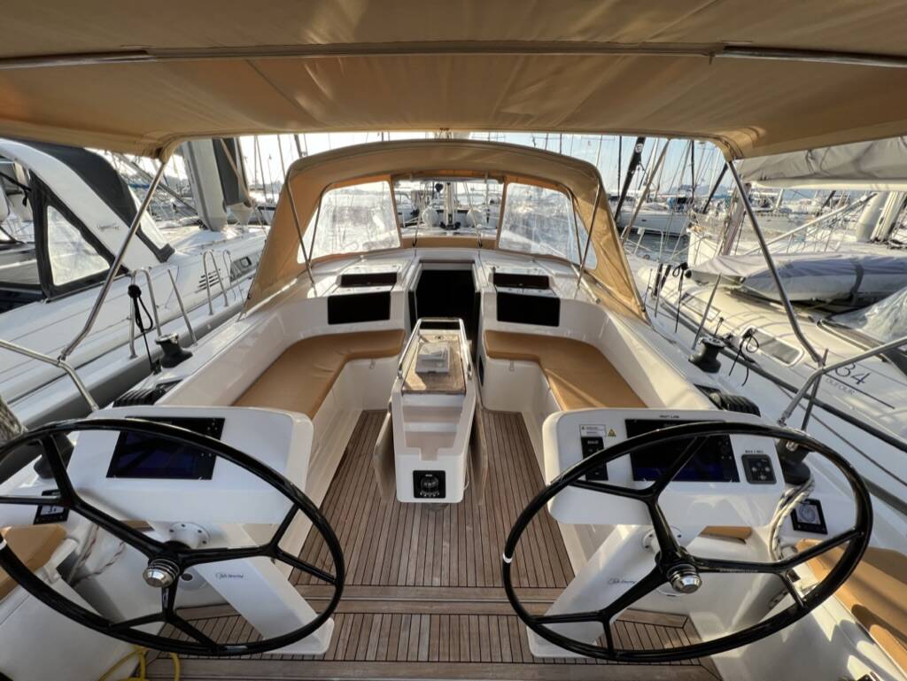 Hanse 458 TBA